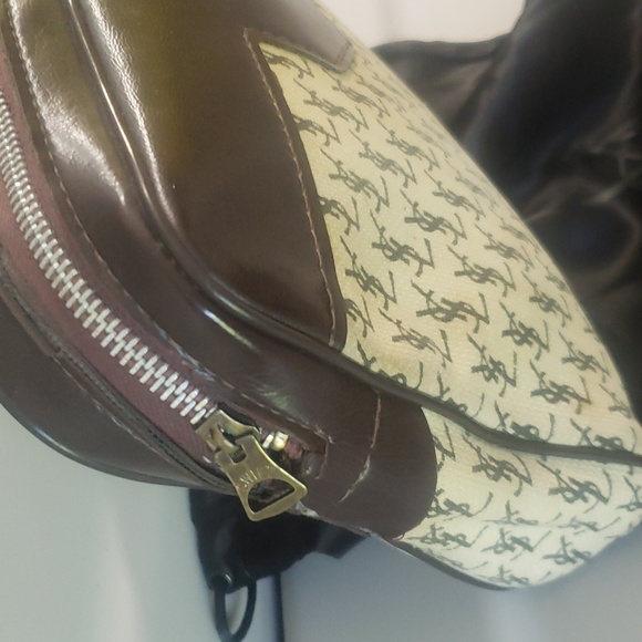 YSL pouch - Picture 2 of 15